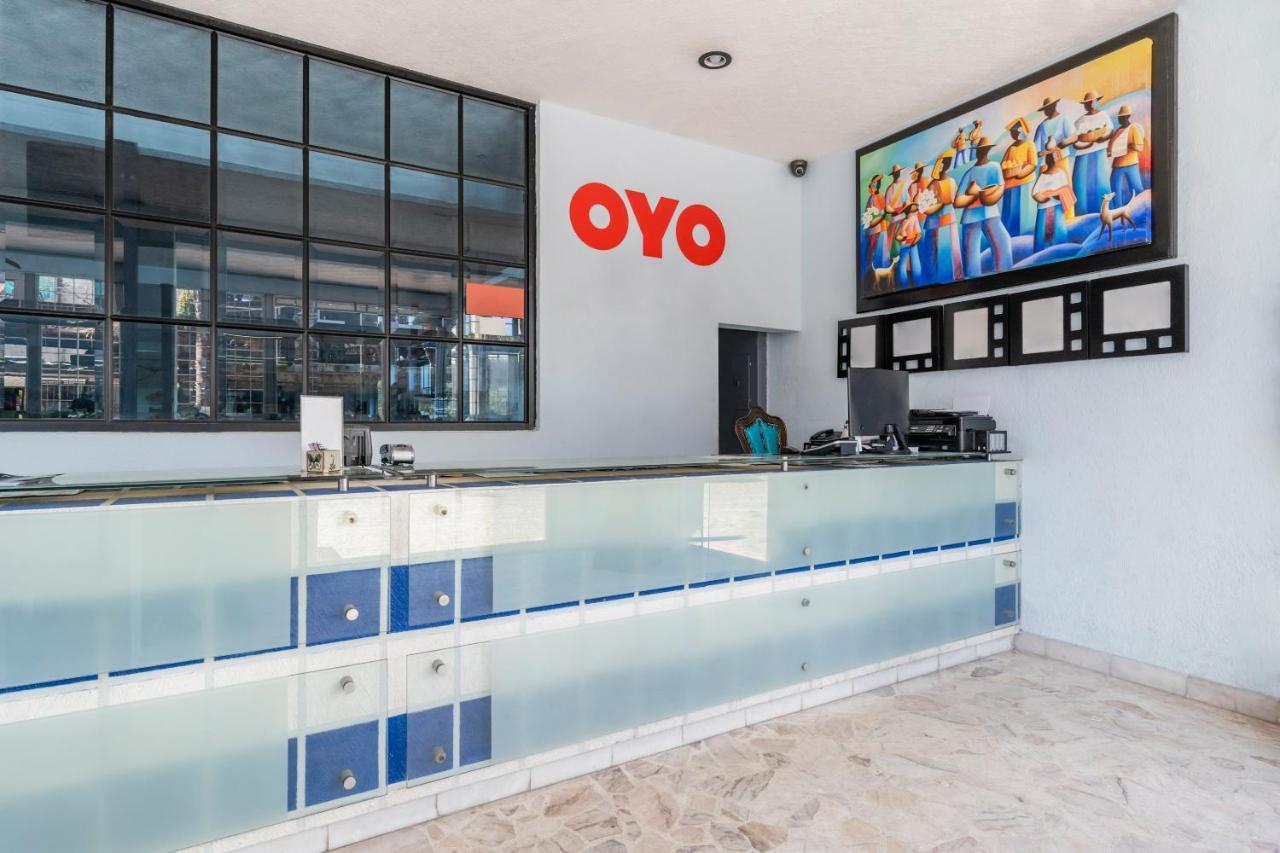 Oyo Hotel Platinium Gran Hotel,Guadalajara,Artesanias Tonala المظهر الخارجي الصورة